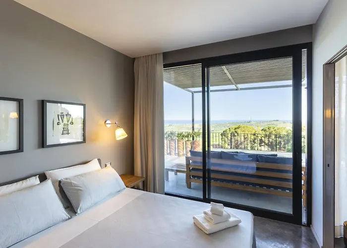 Netos - Isulatravel * Noto